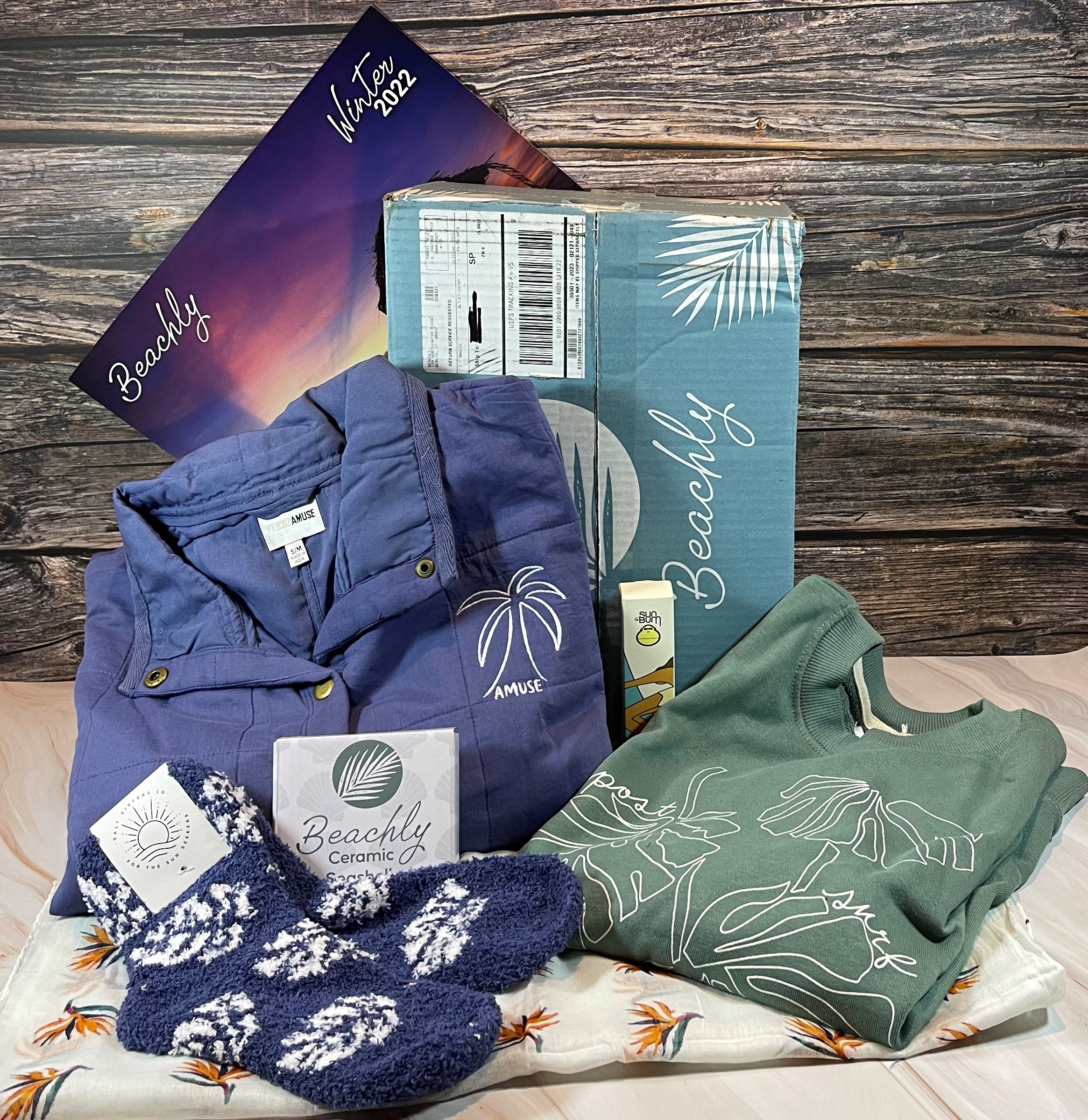 Beachly Box Review, Winter Unboxing, January 2023 My Subscription Box